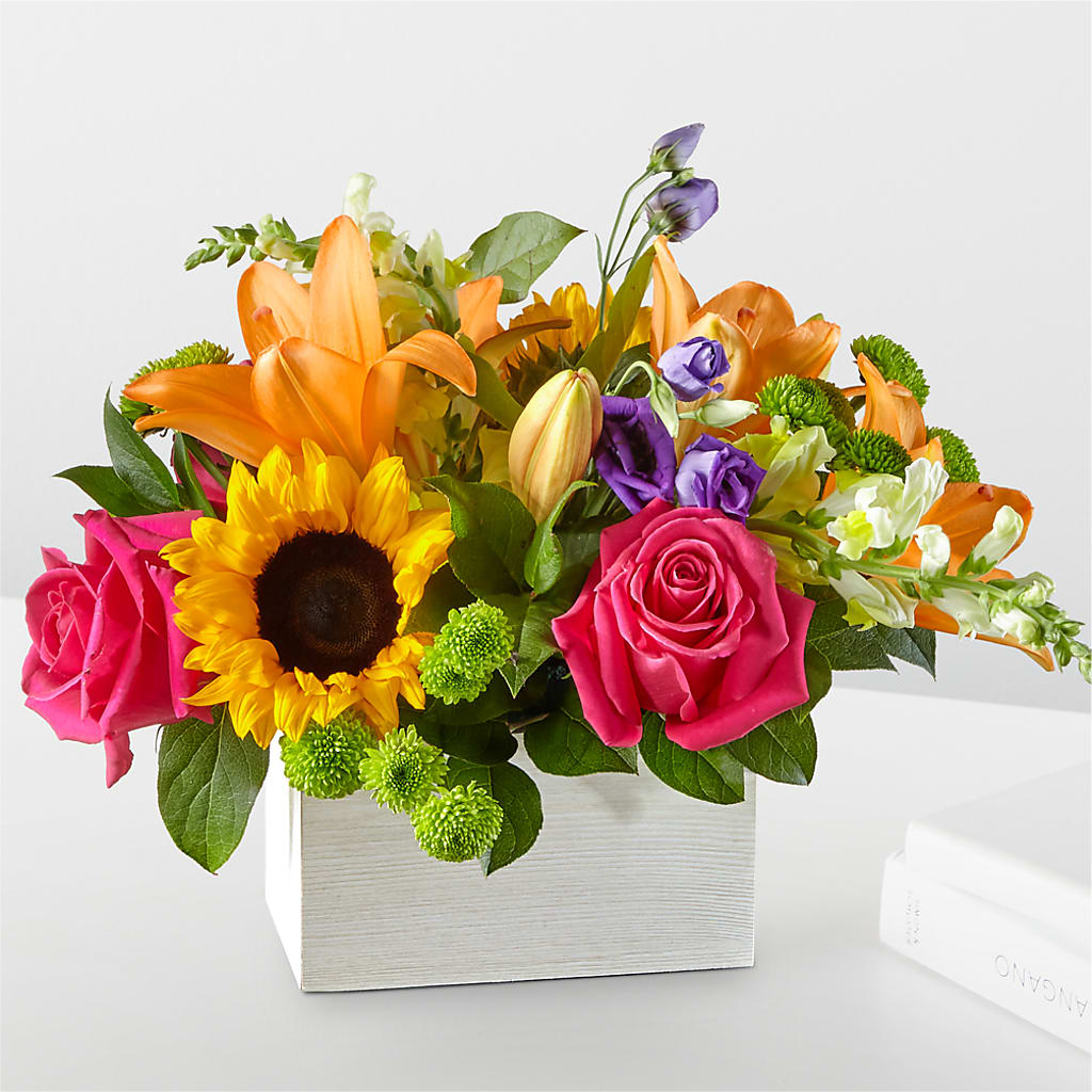 Best Day Box Bouquet – EVERYTHING'S GREEN FLORIST, Redwood City CA