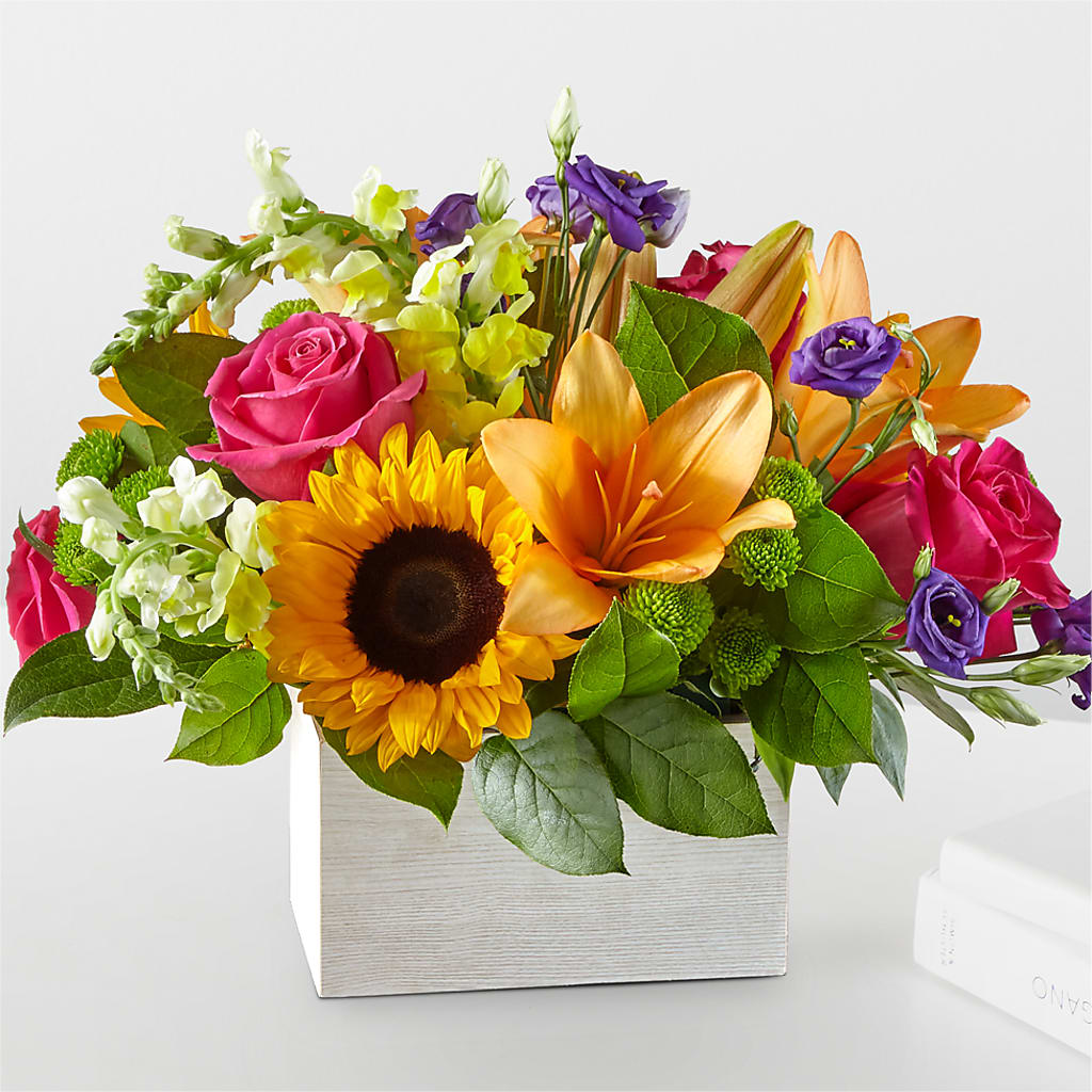 Best Day Box Bouquet – EVERYTHING'S GREEN FLORIST, Redwood City CA