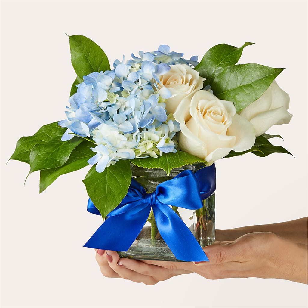 Sky Blue Delight Bouquet – EVERYTHING'S GREEN FLORIST, Redwood City CA
