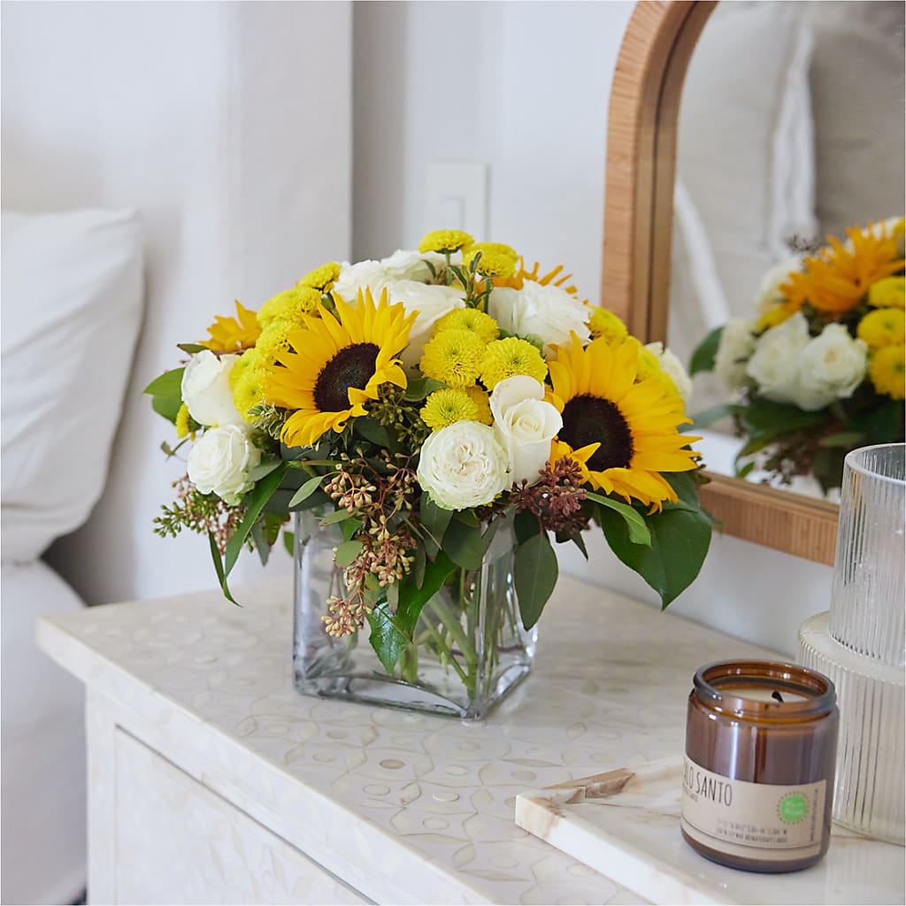 Luminous Morning Bouquet – EVERYTHING'S GREEN FLORIST, Redwood City CA