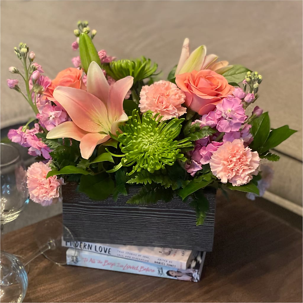 Beautiful Spirit Basket – EVERYTHING'S GREEN FLORIST, Redwood City CA