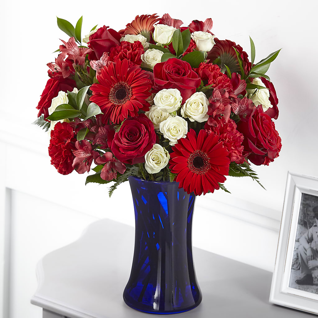 Hearts Embrace Bouquet – EVERYTHING'S GREEN FLORIST, Redwood City CA