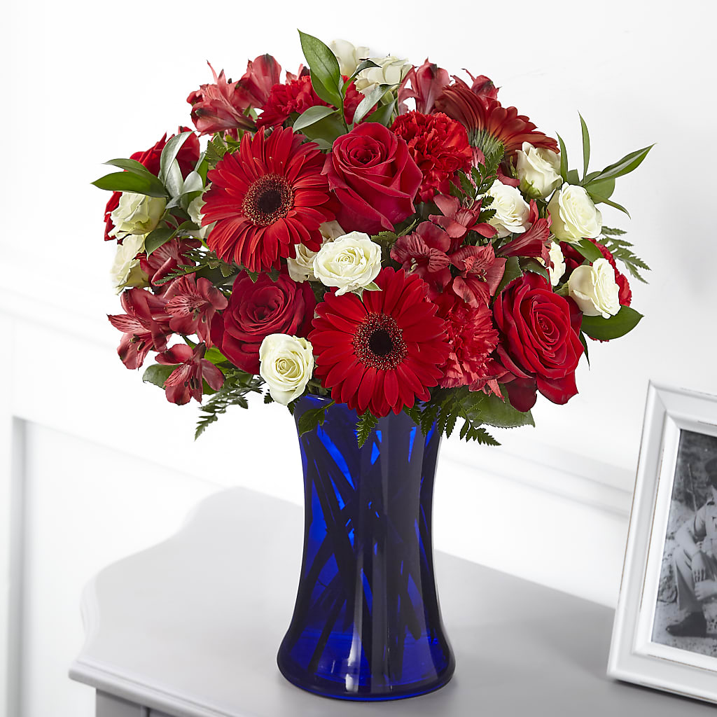 Hearts Embrace Bouquet – EVERYTHING'S GREEN FLORIST, Redwood City CA