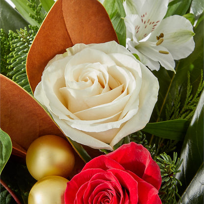Joy & Jolly Bouquet – EVERYTHING'S GREEN FLORIST, Redwood City CA