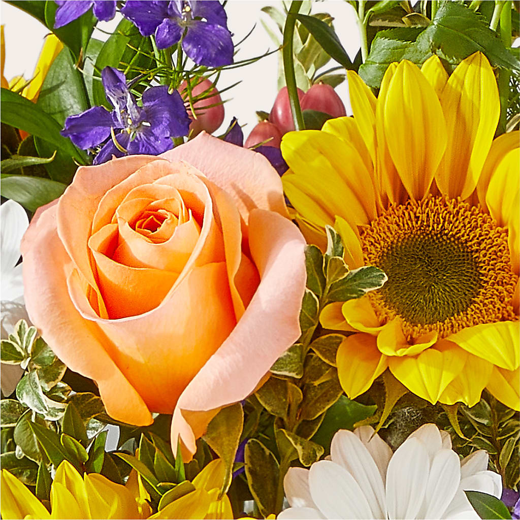 The Good Life Bouquet – EVERYTHING'S GREEN FLORIST, Redwood City CA