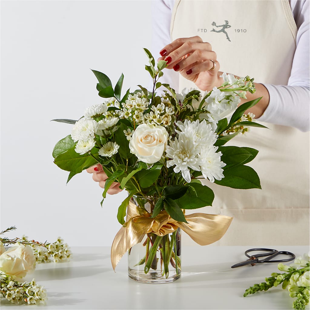 New Beginnings – A Florist Original – EVERYTHING'S GREEN FLORIST, Redwood City CA