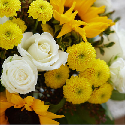 Luminous Morning Bouquet – EVERYTHING'S GREEN FLORIST, Redwood City CA
