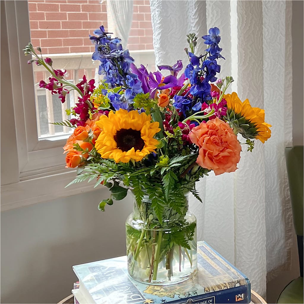 Rays of Life Bouquet – EVERYTHING'S GREEN FLORIST, Redwood City CA