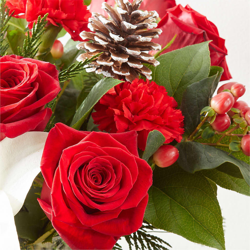 Oh So Jolly Bouquet – EVERYTHING'S GREEN FLORIST, Redwood City CA