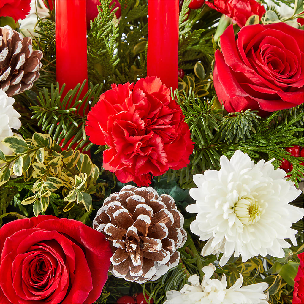 Holiday Soiree Centerpiece – EVERYTHING'S GREEN FLORIST, Redwood City CA