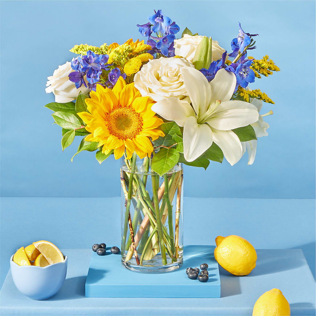 Stargazing Bouquet – EVERYTHING'S GREEN FLORIST, Redwood City CA