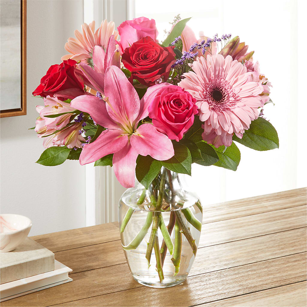 Lots of Love Bouquet – EVERYTHING'S GREEN FLORIST, Redwood City CA