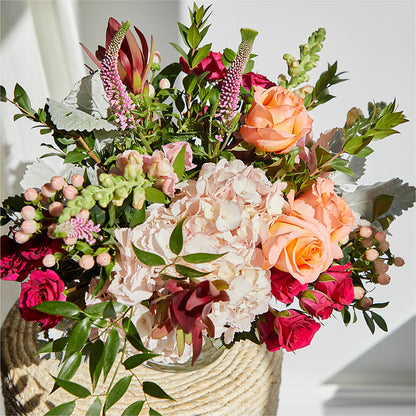 Glitz & Glam Bouquet – EVERYTHING'S GREEN FLORIST, Redwood City CA