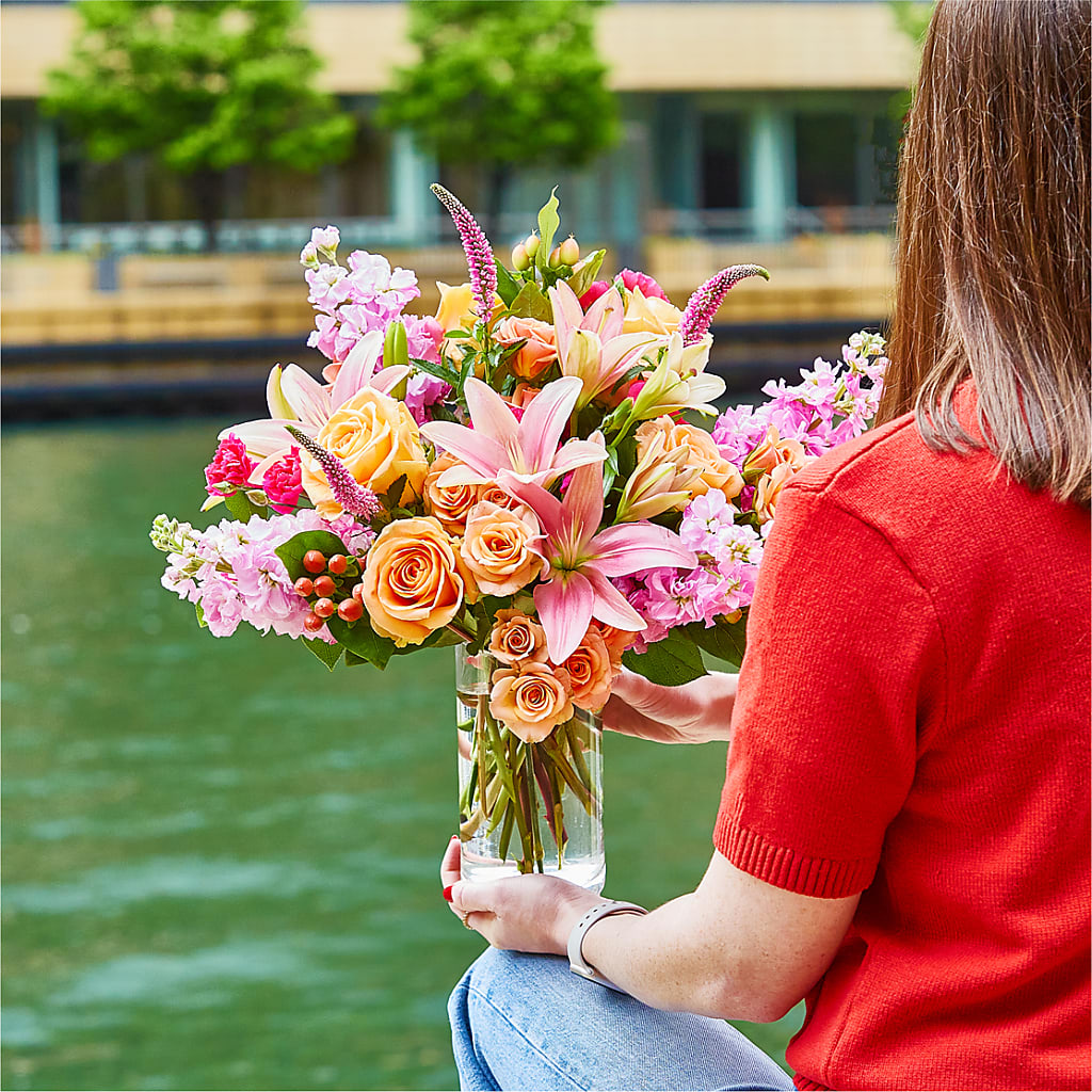 Bisous Bouquet – EVERYTHING'S GREEN FLORIST, Redwood City CA